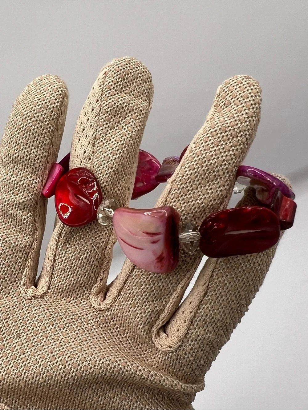 Vintage Pink Red Mother of Pearl Shell Nugget Stretch Bracelet